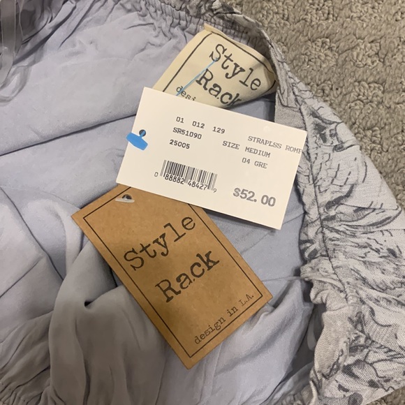 Gray Floral Strapless Romper - Picture 4 of 4